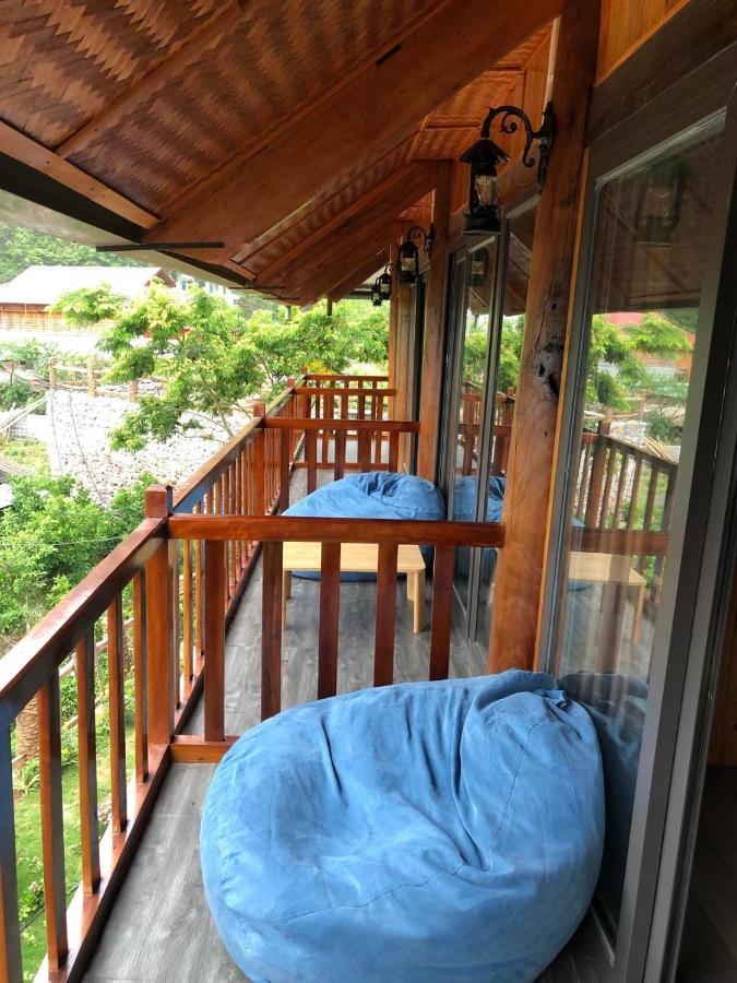 Dong Van Cliffside House Extérieur photo
