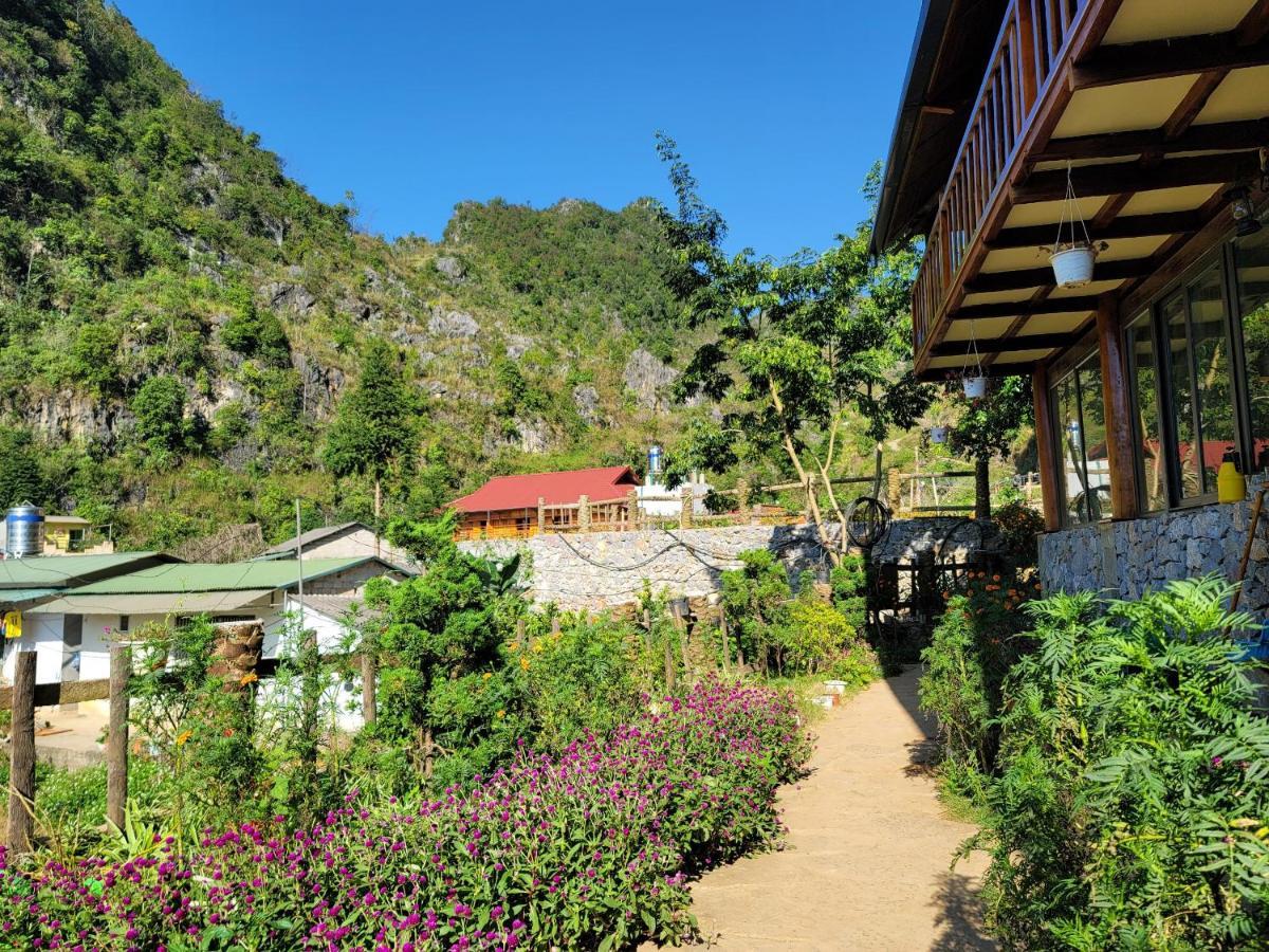 Dong Van Cliffside House Extérieur photo